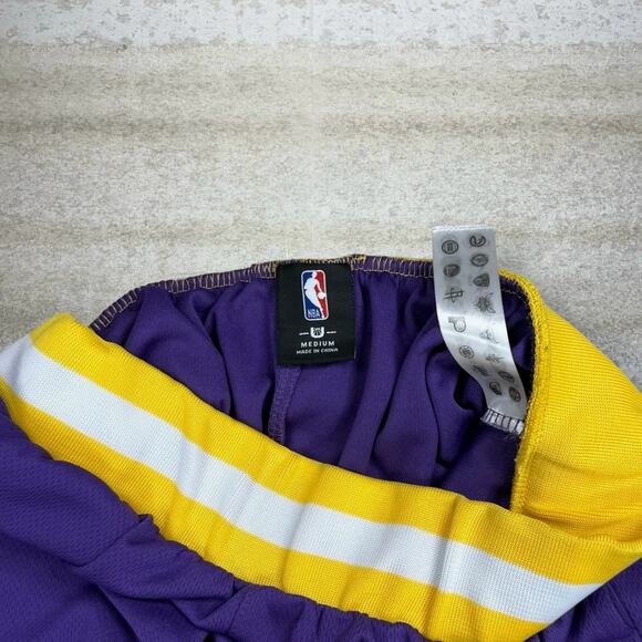 Vintage Y2K Lakers Gym Shorts Mens M Relaxed Fit Purple Yellow Lebron James - Picture 4 of 9
